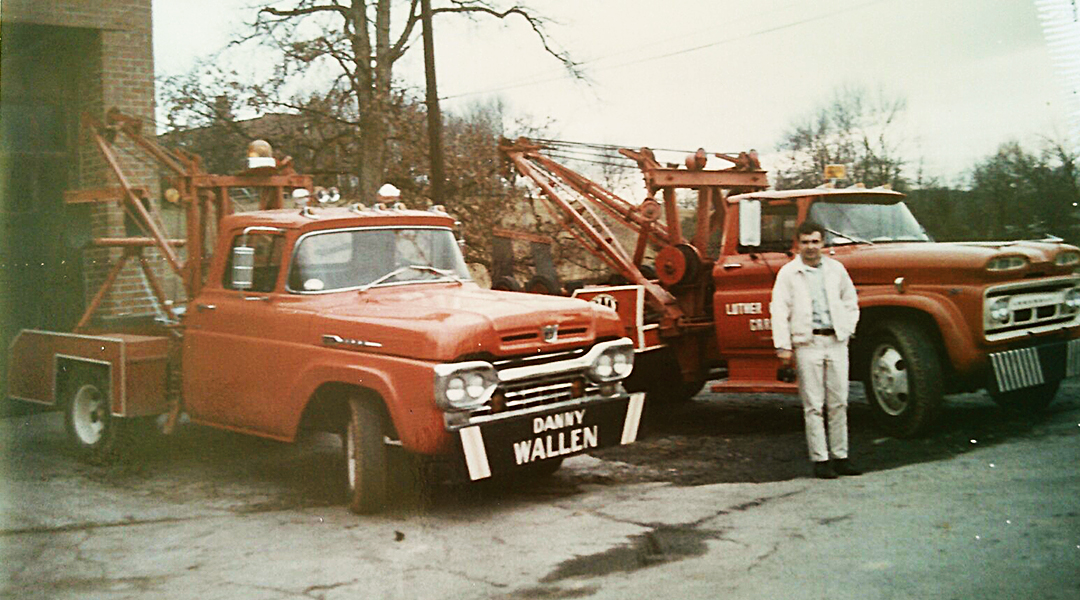 Wallens service truck
